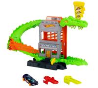 Hot Wheels City Croc Pizza Attack Playset & 1:64 Scale Toy Car Track Game