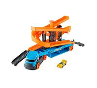 Hot Wheels City Lift & Launch Hauler Vehicle with Storage for Up to 20 1:64 Cars, Lift and Launch Feature and 1 Hot Wheels Car, for 3 Year Olds and Up