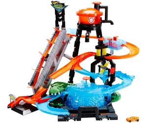 Hot Wheels City Ultimate Gator Car Wash Playset & 1 Color Shifters Car | Massive Car Wash Track Set with Vehicle that Shifts Colors in Icy Cold & Very Warm Water, FTB67
