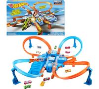 Hot Wheels DTN42 - track set, with ramps, junctions and loops, parking spaces, + 1 vehicle