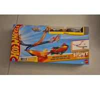 Hot Wheels Mega Rally Track Set Includes 2 Die Cast Cars Brand New