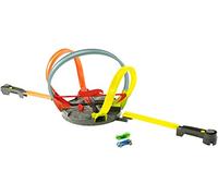 Hot Wheels Roto Revolution Rotating Head-to-Head Car Set.