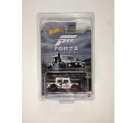 Hot Wheels GJV67 Forza Motorsport '15 LR Defender Double Cab 1/5