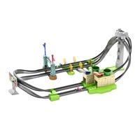 Hot Wheels Mario Kart Circuit Light Track Set with 1 Mario Car Vehicle Toy