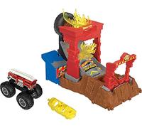 Hot Wheels Monster Trucks ARENA SMASHERS 5 ALARM FIRE CRASH CHALLENGE Playset