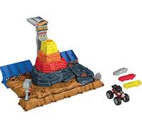 Hot Wheels Monster Trucks HOT WHEELSMonster Trucks Arena Smashers BONE SHAKER ULTIMATE CRUSH YARD Playset
