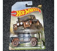 Hot Wheels Mud Runners 5/5- ‘15 Land Rover Defender Double Cab HFW36
