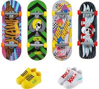 Hot Wheels Skate Multi-Pack Tony Hawk Half Pipe - 4 Boards, 2 Pairs Removable Skate Shoes - HVM14