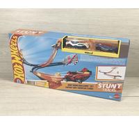 Hot Wheels Mega Rally Track Set Includes 2 Die Cast Cars Brand New