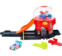 Hot Wheels Toy Car Track Set, Gumball Machine Playset with 1:64 Scale Die-Cast Donut-Shaped Vehicle & Speed Snap Track, Downtown City Candy Shop, JBM62
