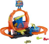 Hot Wheels Toy Track Set, City Mega Loop Car Wash Playset with 1 Color Shifters in 1:64 Scale, Repeat Color Change while Stunting & Racing, JTC56