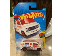 Hot Wheels Treasure Hunts HW Art Cars 4/10 Custom '77Dodge Van 65/250