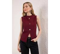 Hoxton Gal Regular Fit Crew Neck Sleeveless Blouse With Buttons In Burgundy Burgundy L