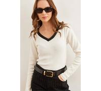 Hoxton Gal V-Neck Ribbed Stretch Blouse With Contrast Neck Detail In Ecru Ecru S/M