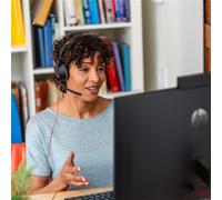 HP Poly Blackwire 5220 Stereo USB-C Headset +3.5mm Plug +USB-C/A Adapter. Product type: Headset. Connectivity technology: Wired. Recommended usage: Business/Everyday. Weight: 165.2 g. Product colour: