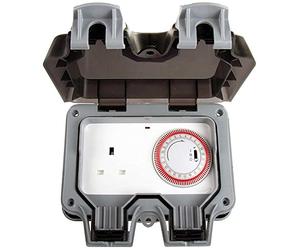 HQ Bargain BG ELECTRICAL - WP23TM24-01 - White Plastic 1 Gang 13A IP66 Timer Controlled Outdoor Socket