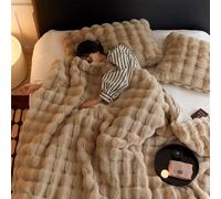 HUAXITRA Faux Rabbit Fur Blanket Thick 720 GSM Throws for Sofa, Warm Cozy Fluffy Large Throw Blanket Coffee 200x230CM, Super Soft Warm Plush Bubble Blanket For Sofa, Bedroom, Couch, Home Decor