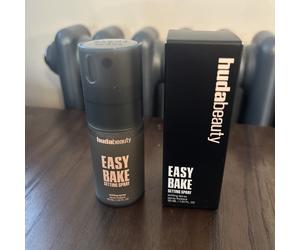 Huda Beauty Easy Bake Setting Spray - 30ml Travel Size