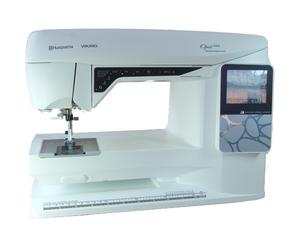 Husqvarna Viking Opal 690Q Sewing Machine Including Accessories