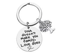 Huwujiu Step Mum Keyring Step Dad Gifts DNA Doesn't Make You Family Love Does Keyring Step Parent Keychain Mother’s Day Gift Father’s Day Gift Adoption Keychain
