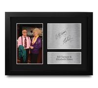 HWC Trading Elizabeth Dawn & Bill Tarmey Coronation Street Gifts Printed Signed Autograph Picture for TV Show Fans - A4 Framed