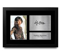 HWC Trading FR A4 Sophie Marceau James Bond The World Is Not Enough Gifts Printed Signed Autograph Picture for Movie Memorabilia Fans - A4 Framed