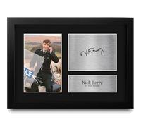 HWC Trading Nick Berry Heartbeat PC Nick Rowan Gifts Printed Signed Autograph Picture for TV Show Fans - A4 Framed