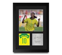 HWC Trading Ronaldinho Brazil Gifts Printed Signed Autograph Picture for Football Fans and Supporters - A4 Portrait Framed