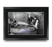 HWC Trading The Exorcist Scene 1 Gifts Printed Signed Autograph Picture for Movie Memorabilia Fans - A3 Framed
