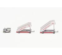 HZCVSG 571005 Qantas Historic Passenger Stairs with Tractor in Miniature for Crafting, Collecting and as a Gift, Multicoloured