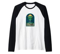 I Believe In Humans Funny Alien UFO Retro Sci Fi Believer Raglan Baseball Tee