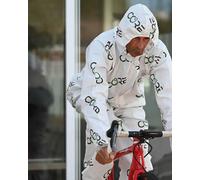 I brought CORE outfit for indoor training in hot weather. - S