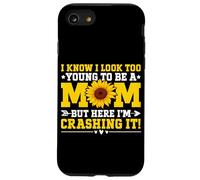 I Know I Look Too Young To Be A Mom But Here I'm Crashing It Case for iPhone SE (2020) / 7/8