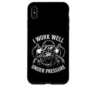 I Work Well Under Pressure - Funny Scuba Diver Diving Case for iPhone XS Max