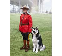 ICM 1:16 RCMP Female Officer with Dog 1:16 Figures Plastic Model Kit