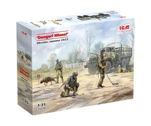 ICM 35018 - 'Danger! Mines!' Ukraine, Summer 2022 - Plastic Military Model Kit - Scale 1:35