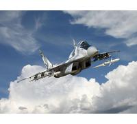 ICM ICM72143 Scale Model kit