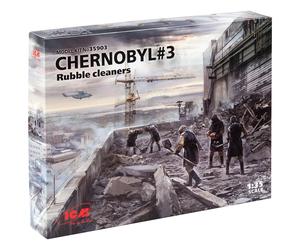 ICM Chernobyl Rubble Cleaners Diorama Set 1:35 Scale Kit with 5 Figures