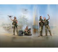 ICM 1:35 War has no Gender, Females of Ukrainian Army