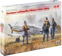 ICM Model Kit ICM32101 – 1:32 German Luftwaffe Pilots (1939–1945), 3 Figures, Black