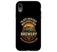 I'M JUST AN OLD GUY WHO LOVES A BEER BREWERY FARMER LIFE Case for iPhone XR