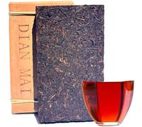 In the province of Yunnan in 2009, a puer ripe Wu Yi volume with old 500 g bamboo leaves 滇迈 2009