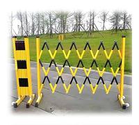 Industrial Expandable Metal Barrier - Adjustable Portable Security Gate for Road Construction Folding Traffic Control Barrier Heavy-Duty Safety Barrier for Garage Use