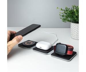 Ingenious Wireless Folding Travel Charger