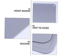 INOOMP Heart Shaped Silicone Pet Feeding Mat Non Slip Food Placemat for Dogs and Cats Soft Easy to Clean Durable Floor Protector