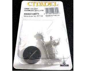 Inquisition Warrior Acolyte Book Brazier RARE OOP Metal 40K Sealed Blister Pack