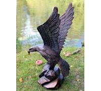 Inspirational Gifting Eagle Swooping Garden Sculpture Ornament Statue