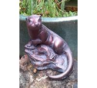 Inspirational Gifting Miniature Otter Sculpture Garden Ornament Statue in Bronze Inspirational Gifting Bronze