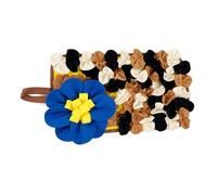 Involvement of Small Pets with Floral Design Encourages Natural Foraging Behavior Washable Training Tool Stimulates Foraging Behavior