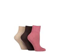 IOMI FootNurse Women's 3 Pair Bamboo Diabetic Ankle Socks 4-8 | Cushioned sole, smooth toe seams, non-binding easy-stretch fit, breathable blend, gentle comfort for sensitive feet